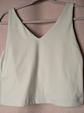 Athleta Sports Bra XL Mint Green V-Neck Low Impact Yoga Athletic